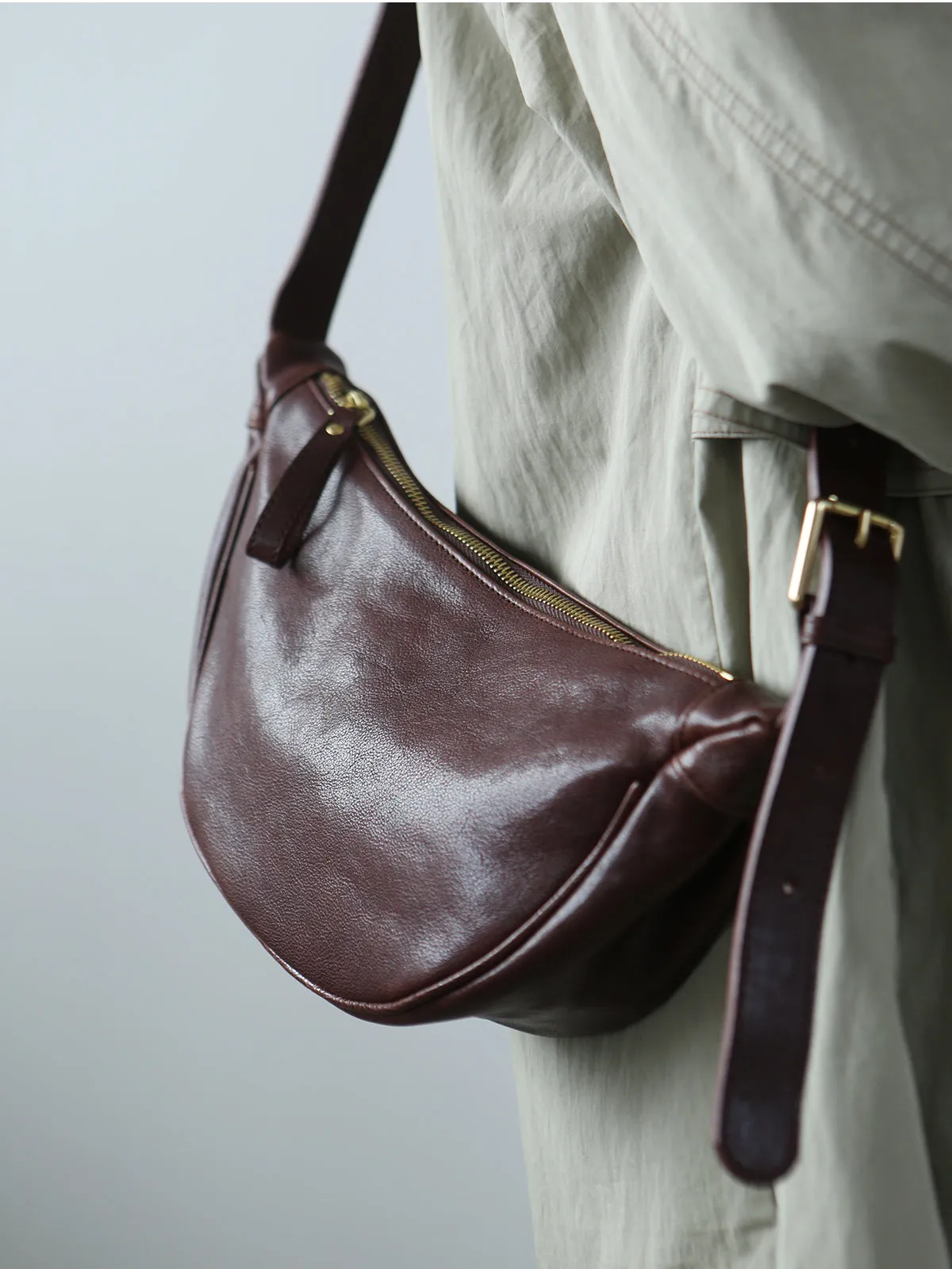 Hobo Womens Leather Over The Shoulder Bag Leather Small Crossbody Purse
