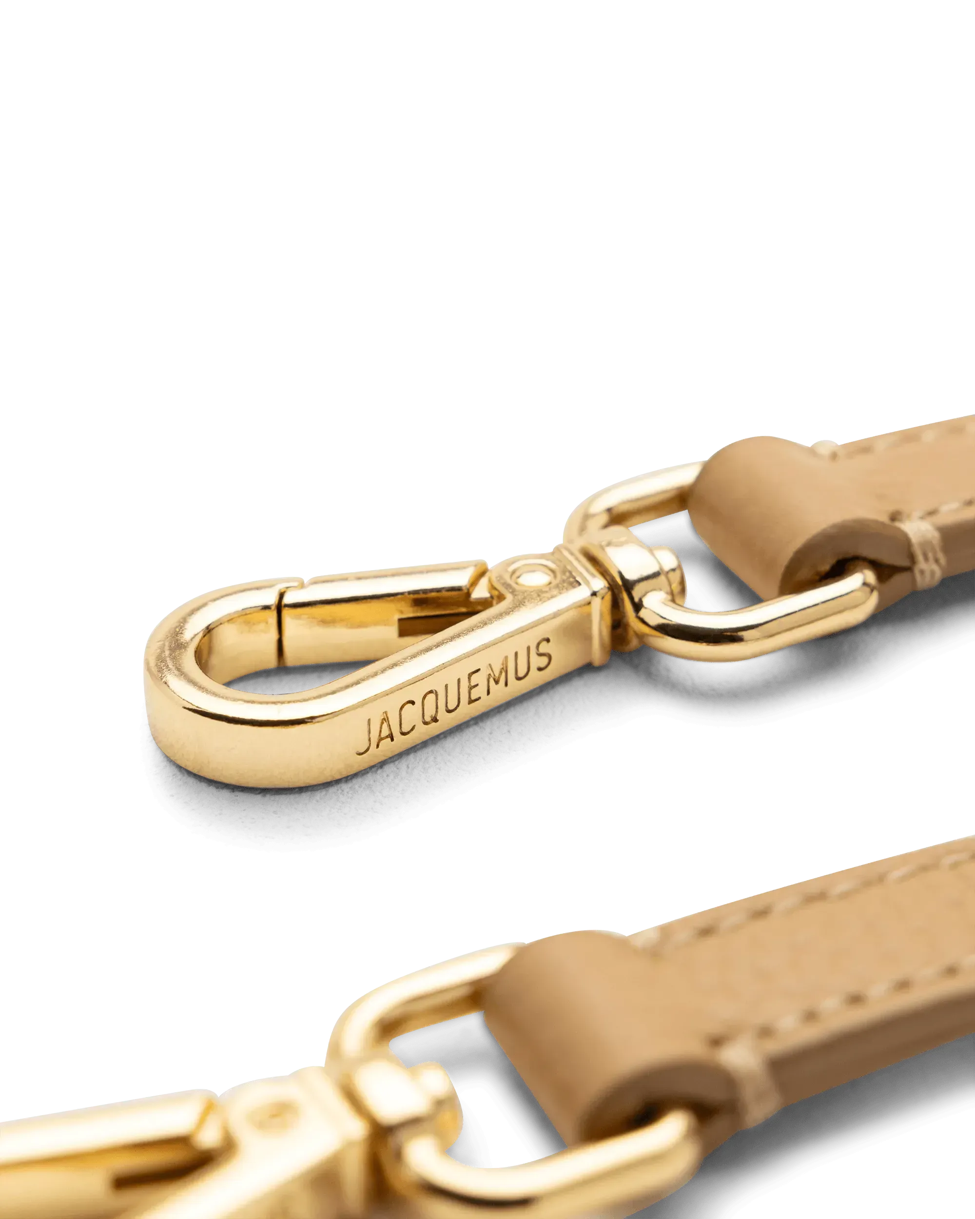 Le Grande Chiquito Handbag