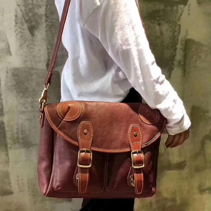 Retro Large Capacity Shoulder Bag