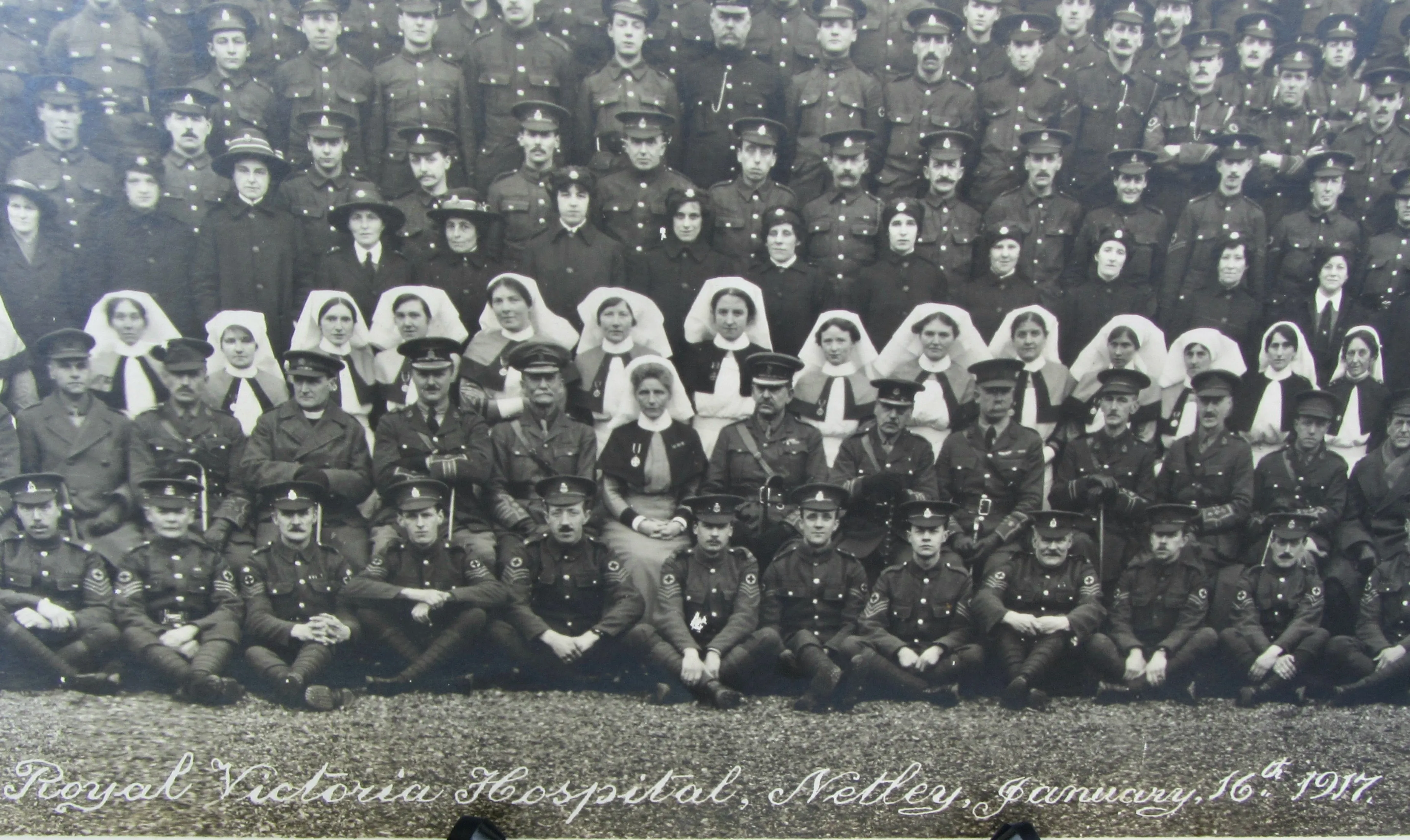 WW1 Panoramic Monochrome Photograph Of Staff At The Royal Victoria Hospital Netley